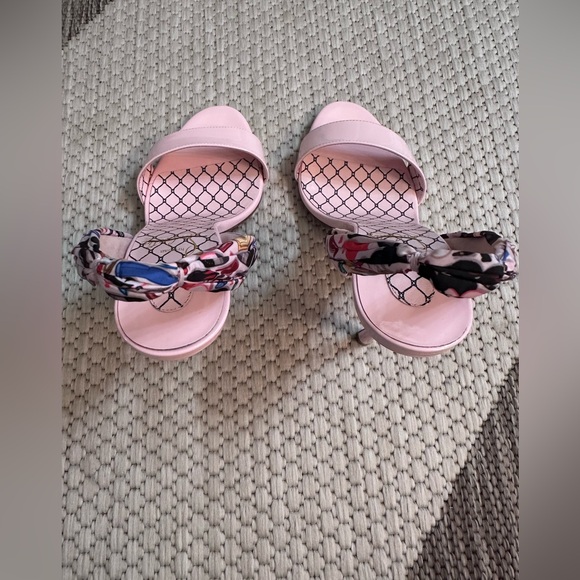 Christian Louboutin Fetish Du Desert Tie Heel - Picture 5 of 11